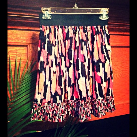 Kensie Dresses & Skirts - Kensie high wasted skirt