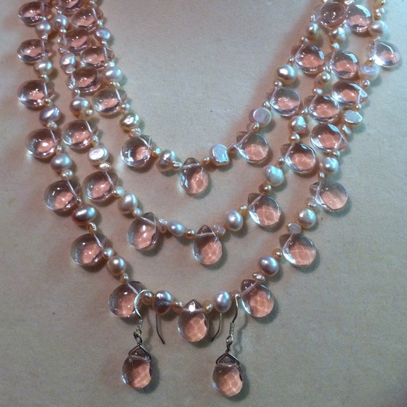 Necklace with earrings