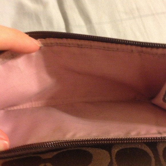 Large Signature Coach wallet - Picture 4 of 4