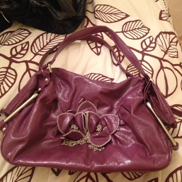 Beautiful purple purse 🎀