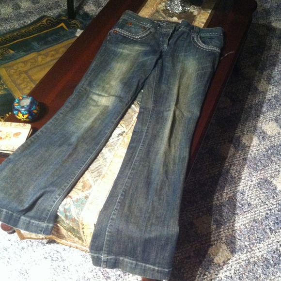 Jeans - Picture 2 of 2