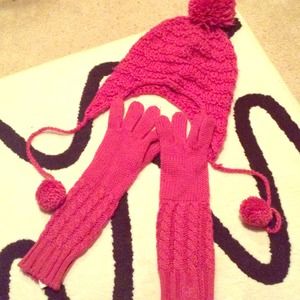 Jessica Simpson Hat and Glove set