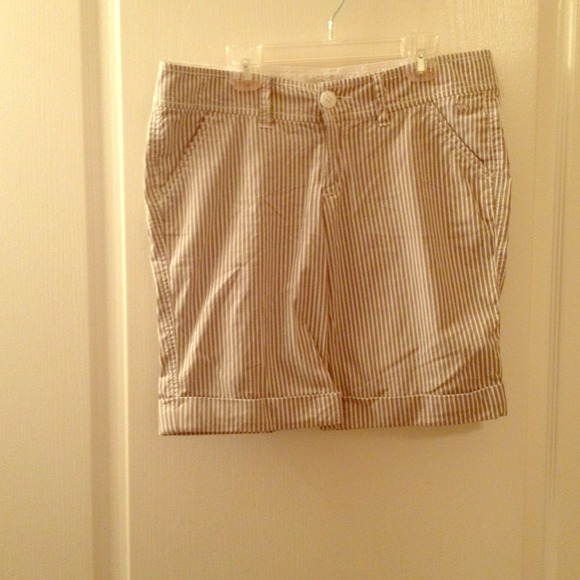 Abercrombie & Fitch Capris