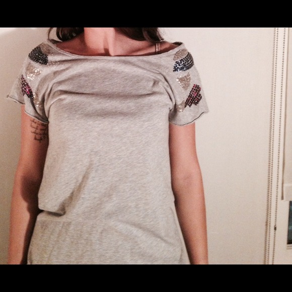 Everybody notices when you bedazzle a little. - Picture 2 of 2