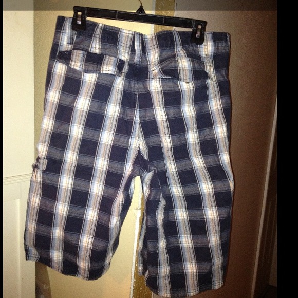 Reduced Men's Timberland Shorts like new condition - Picture 2 of 4