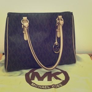 MICHAEL Michael Kors Medium Jet Set Logo Work Tote