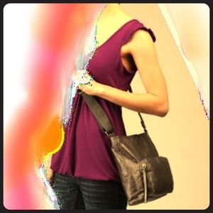 Kenneth Cole Berry Sportster Crossbody Bag