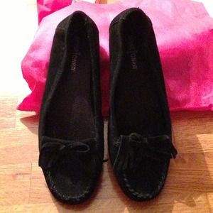 ❌Sold❌ Minnetonka moccasins.