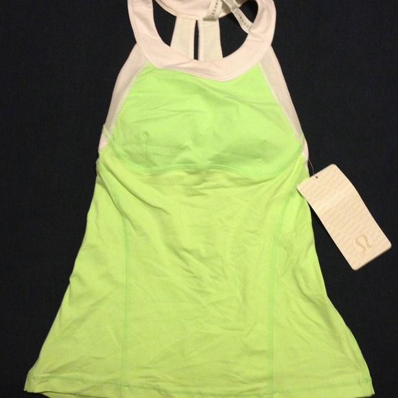 Lululemon top