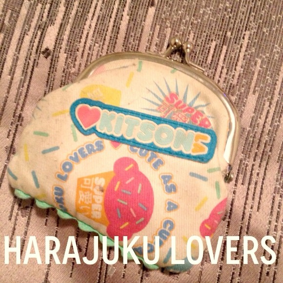 🚫SOLD Harajuku Lovers cupcake coin purse