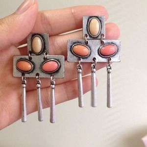 Jewelmint Cleopatra Reborn Earrings