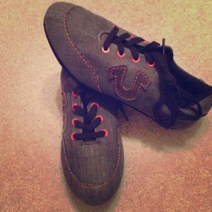 True Religion shoes