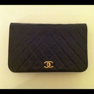 ⛔SOLD⛔Vintage Chanel WOC bag