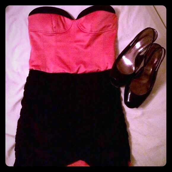 Cute Bebe tuxedo dress