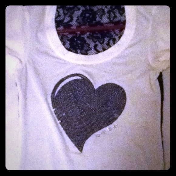 Cute Bebe logo top