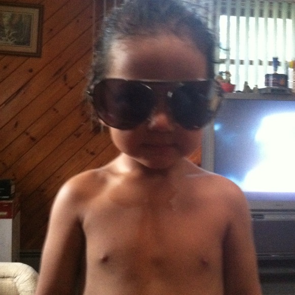 MEET YOUR SELLER ππ - Picture 3 of 4