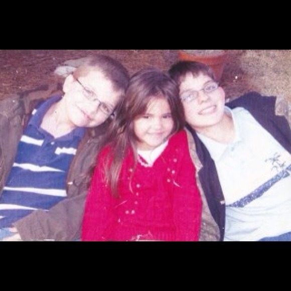 MEET YOUR SELLER ππ - Picture 4 of 4