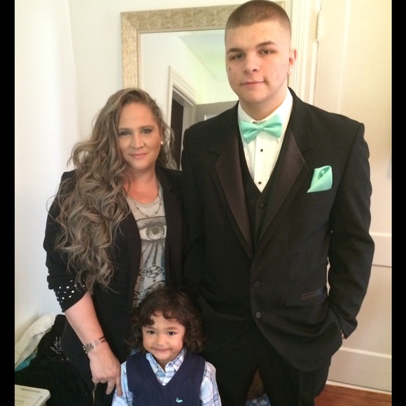 MEET YOUR SELLER ππ - Picture 2 of 4