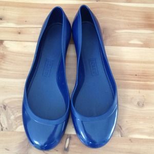 🌸🌷Perfect for spring! Jcrew jelly flats in navy.