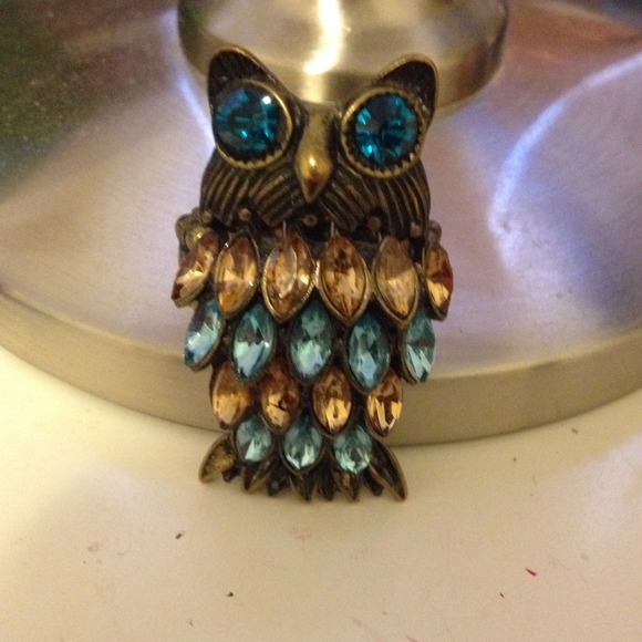-REDUCED- Beautiful Owl Ring - Picture 2 of 4