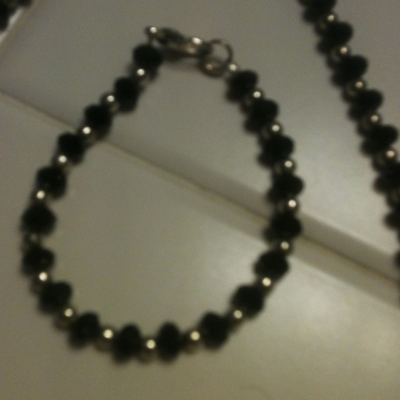 Jewelry - Picture 2 of 2