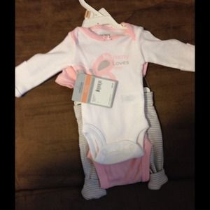 Carters preemie outfit it's new with tags on