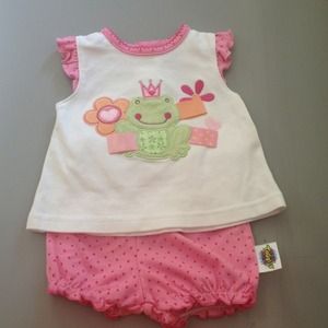 Two Piece outfit with frog shirt and shorts