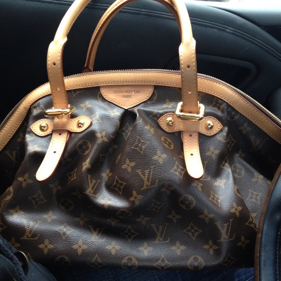 💢SOLD LOCALLY💢Louis Vuitton Tivoli GM