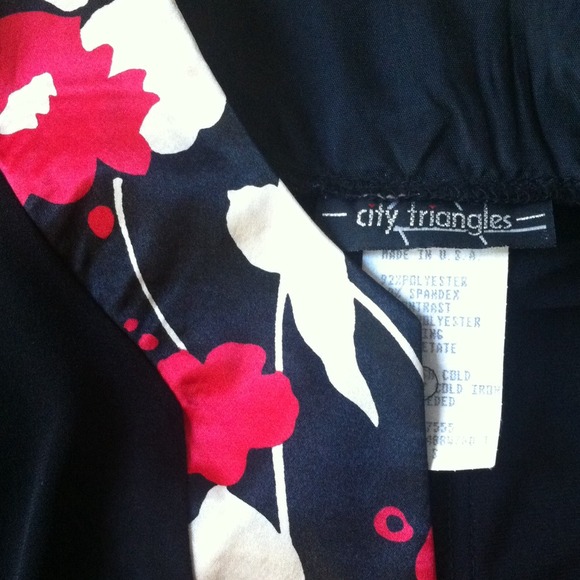 Little Black Cherry Blossom Dress - Picture 4 of 4