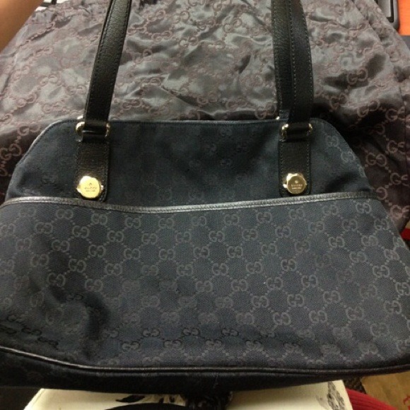 ⛔️SOLD⛔️💯 Authentic Gucci handbag