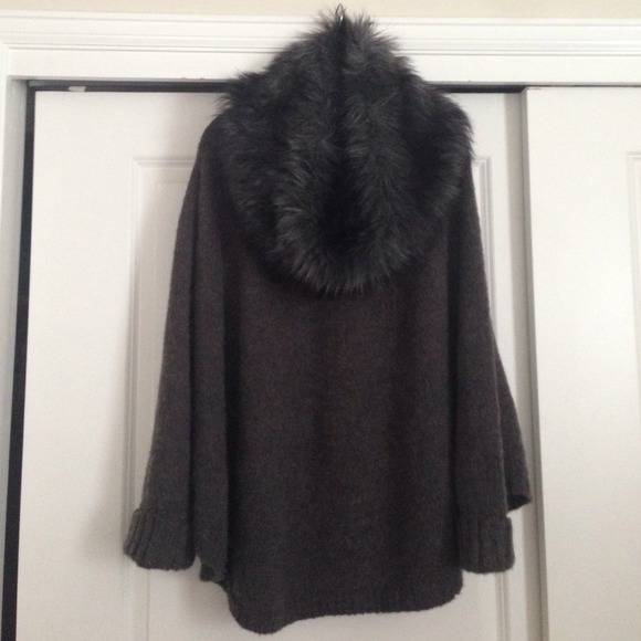 Mk poncho bundle!