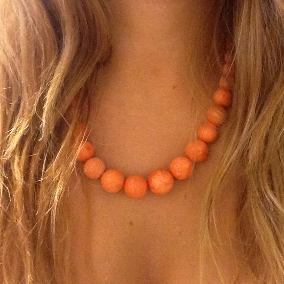 Necklace - Picture 2 of 3