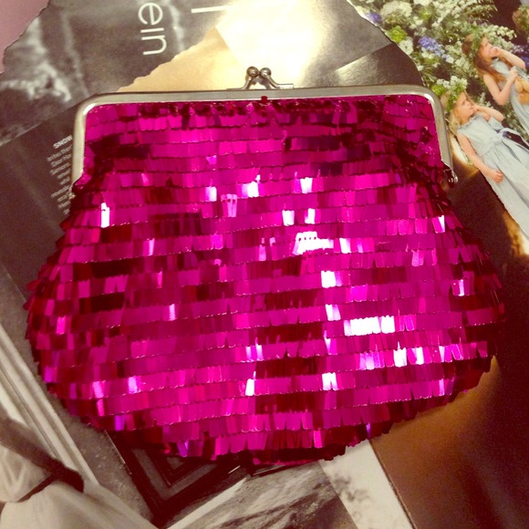 Clutches & Wallets