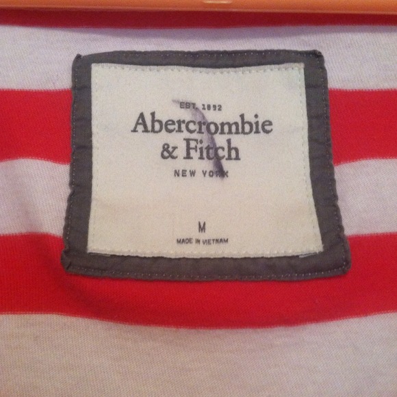 Long sleeved a and f shirt - Picture 4 of 4