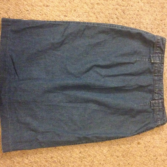 PM EDITOR PICK-Gap vintage high-waisted jean skirt - Picture 2 of 3