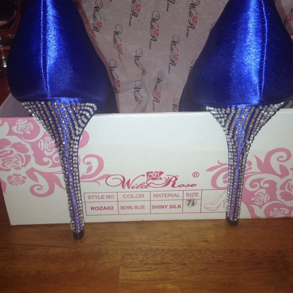 Royal Blue Platform with Rhinestone Heel! 7.5 - Picture 3 of 4
