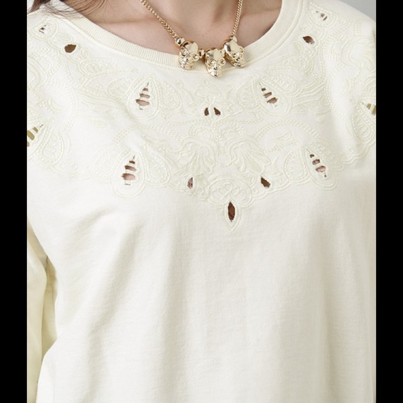 🎀🎀SOLD OUT🎀🎀Ivory Sweater - Picture 4 of 4