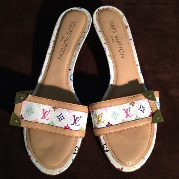 ✋SOLD✋Authentic Louis Vuitton Multicolor slides - Picture 2 of 4