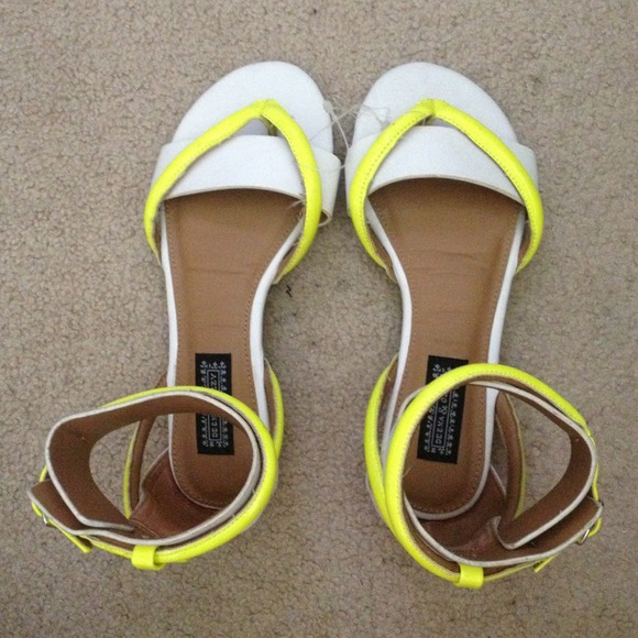 Urban Outfitters Shoes - DEENA & OZZY white and neon yellow sandals
