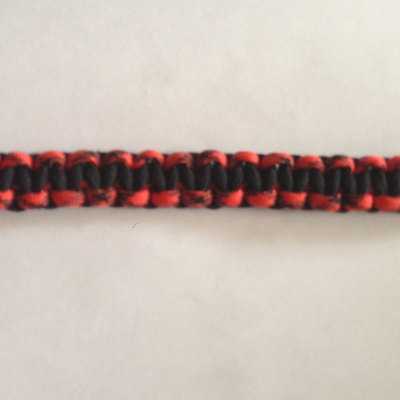 Cobra paracord Bracelet. Customizable! - Picture 2 of 4