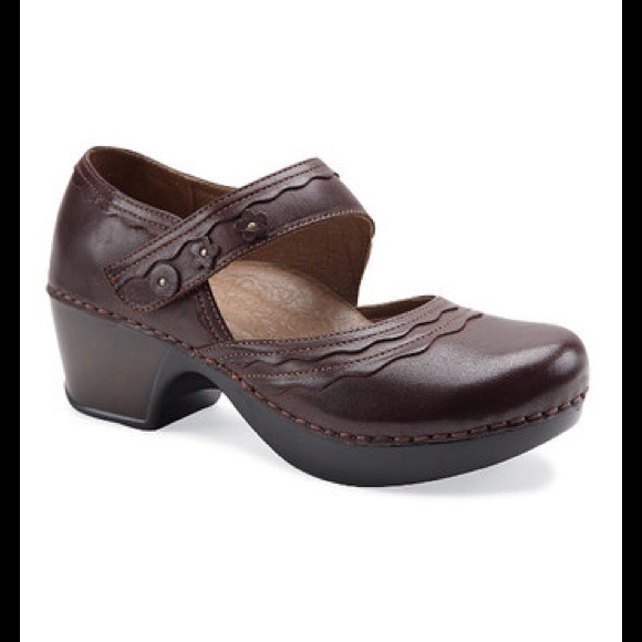 DANSKO Shoes - NEW Brown DANSKOS