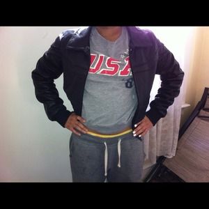 🔴RESERVED🔴Cute blk leather jacket