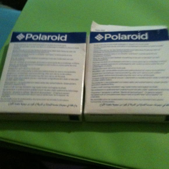2 pack Polaroid 600 film comes with 20 photos
