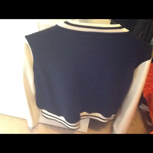 Letter jacket - Picture 2 of 3