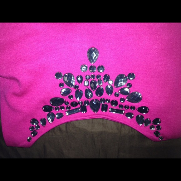 Chic embellished Party dress - Picture 2 of 3