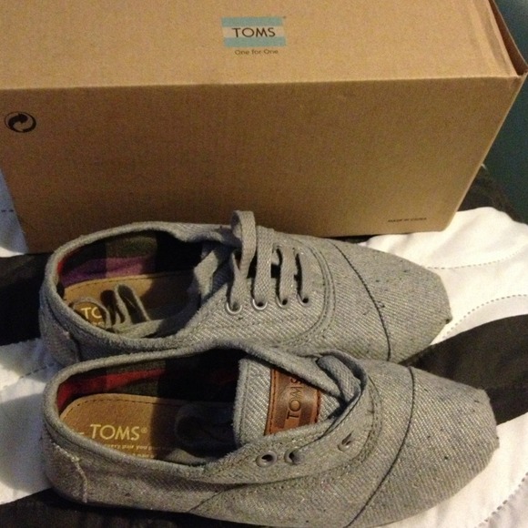 Grey Wool TOMS!