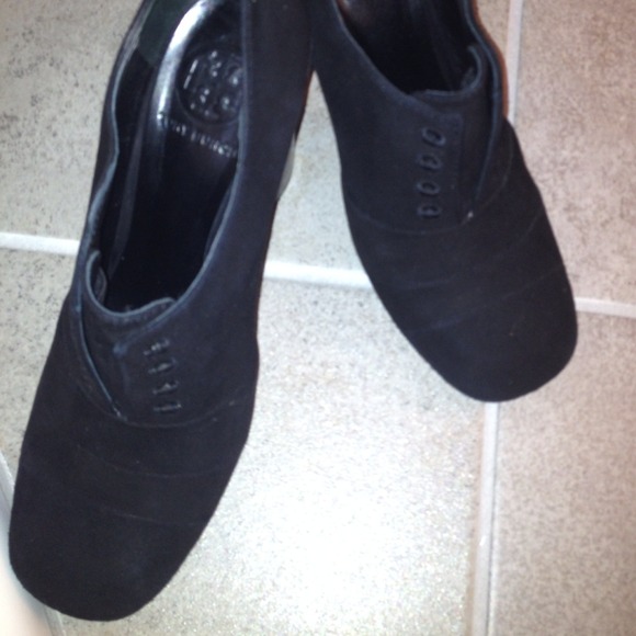 Dramatically reduced! Authentic Tory Burch bootie