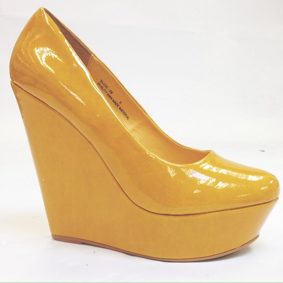 ❌SOLD! Mustard Yellow Wedges ☀️ - Picture 2 of 4