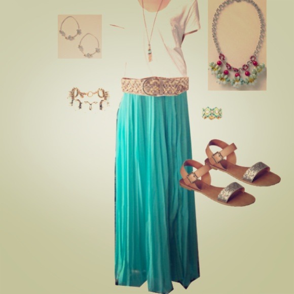 Long Teal Skirt🌟NOW ON SALE🌟