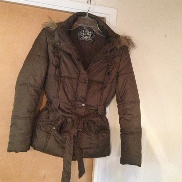 Olive green bubble jacket💚